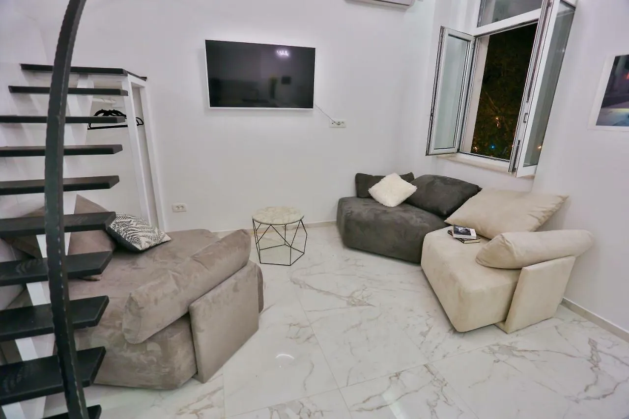 Palace Porta Argentea Luxury Apartment Split