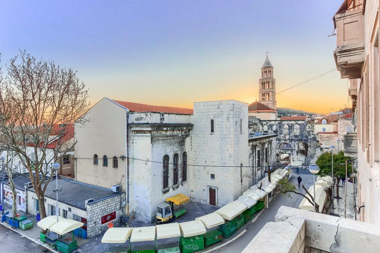 Palace Porta Argentea Luxury Apartment Split Kroatien
