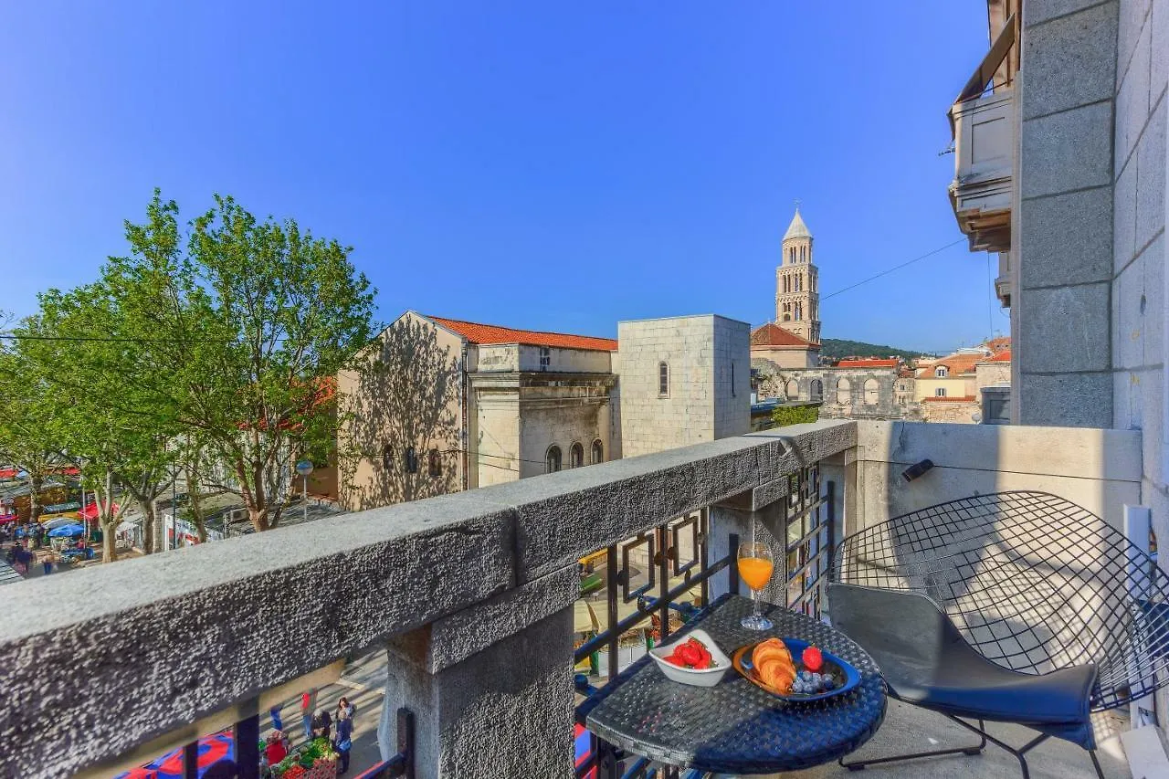 Palace Porta Argentea Luxury Apartment Split