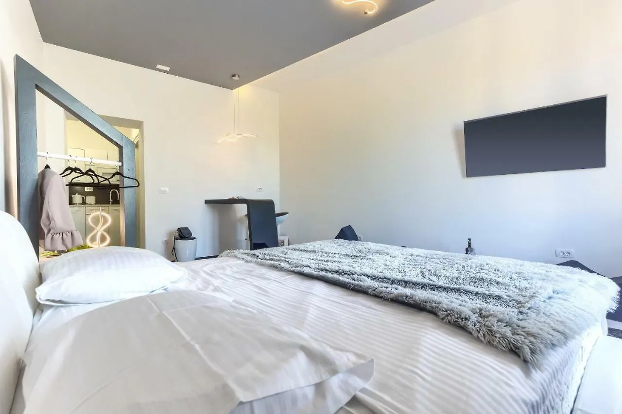 Palace Porta Argentea Luxury Apartment Split