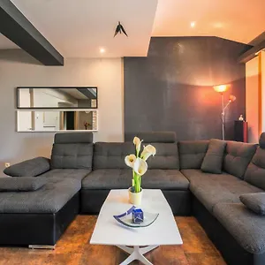 Boki Apartment